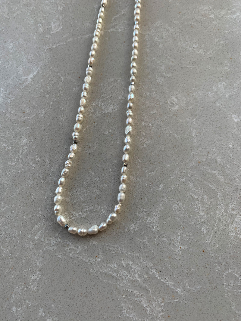 Freshwater Pearl Mask & Sunglass Chain | White